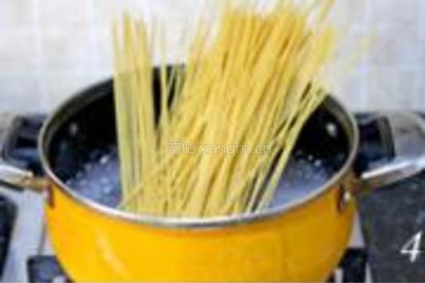 蘑菇肉酱意面的做法图解4