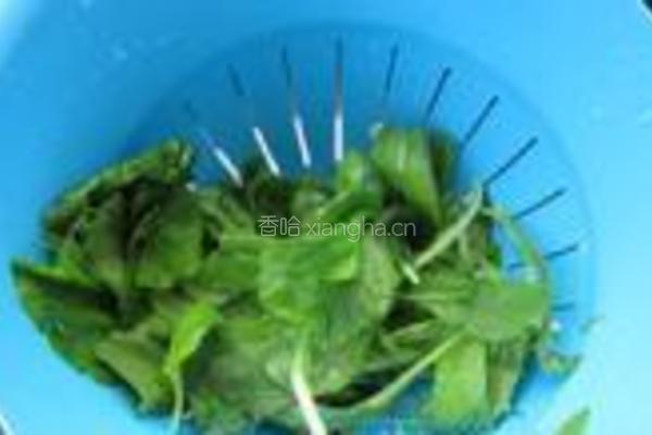 小白菜肉丝面的做法图解1