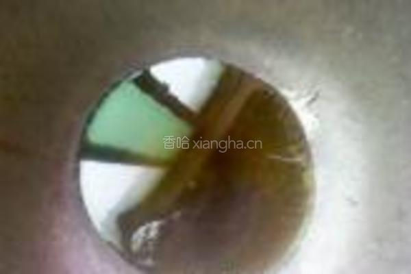 韭菜鸡蛋抄手的做法图解3