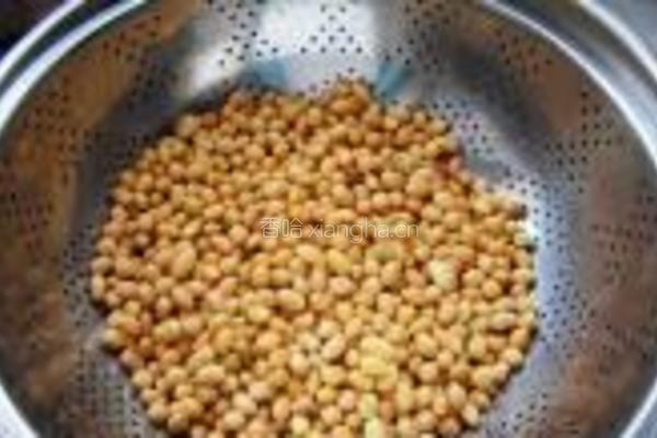 自发黄豆芽的做法图解3