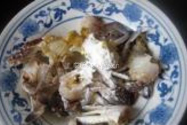 梭子蟹杂蔬面的做法图解3