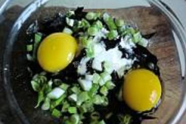 海苔鸡蛋饼的做法图解3