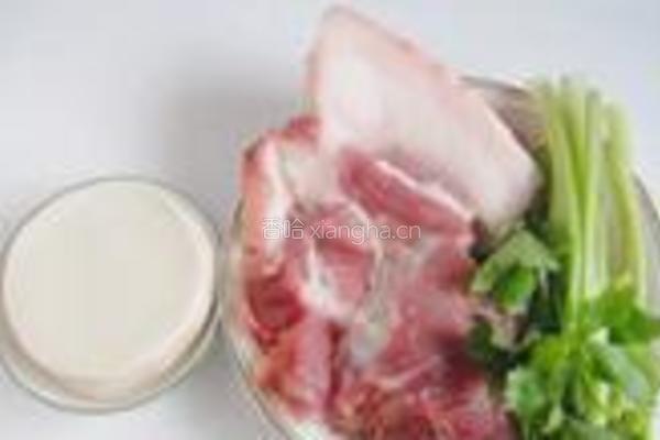 芹菜鲜肉煎饺的做法图解1