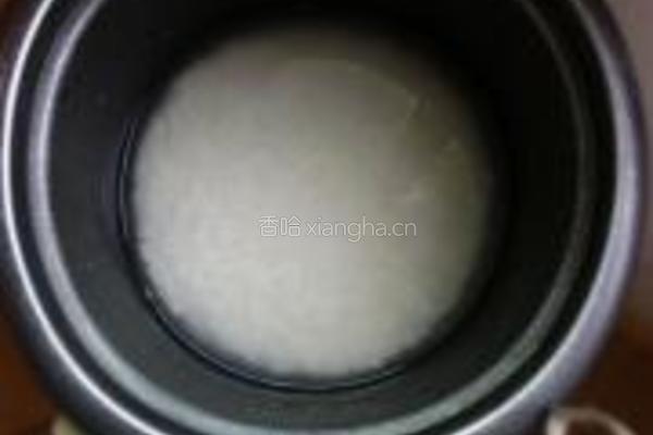 土豆腊肠焖饭的做法图解8