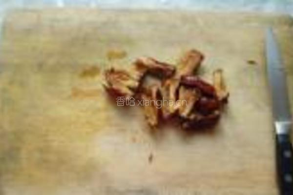 冰糖红枣蒸雪梨的做法图解3