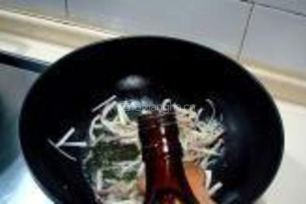 香菇炒面的做法图解3