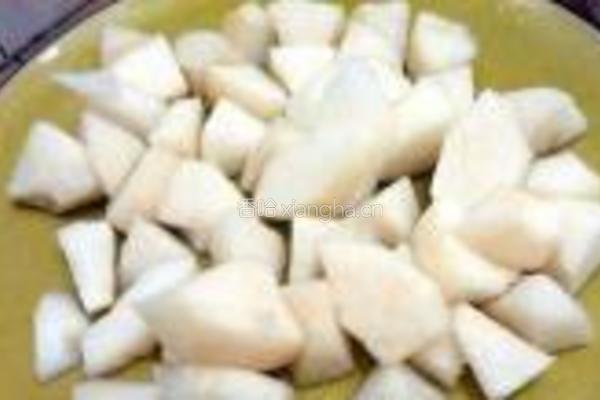 秋梨膏的做法图解1