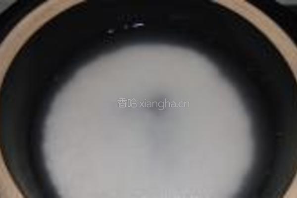 皮蛋瘦肉粥的做法图解4