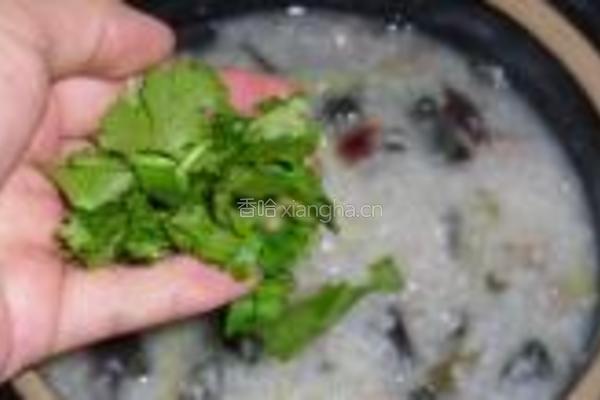 皮蛋瘦肉粥的做法图解8