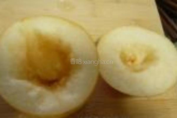 川贝冰糖蒸雪梨的做法图解2