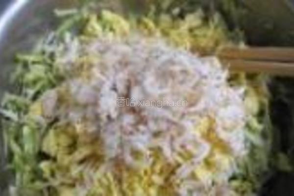 西葫芦鸡蛋包子的做法图解8