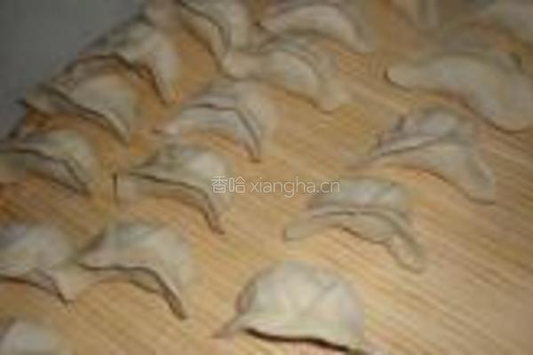 香椿扇贝水煎饺的做法图解8
