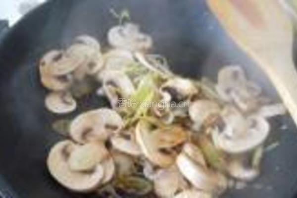 蘑菇大葱煎饼的做法图解8