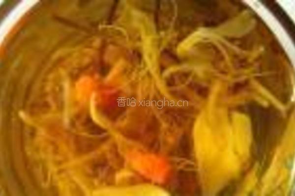 百合枸杞金银花茶的做法图解4