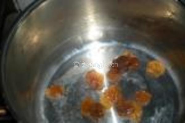 桂圆莲子鸡蛋羹的做法图解6