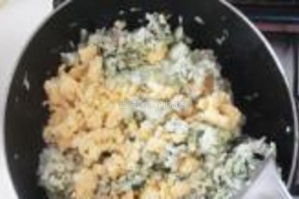 蔬菜蛋炒饭的做法图解10