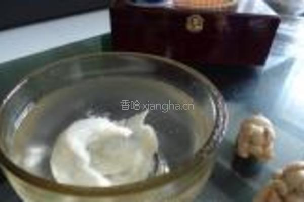 红枣冰糖炖燕窝的做法图解4