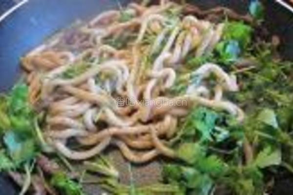 牛肉香菜炒乌冬的做法图解11
