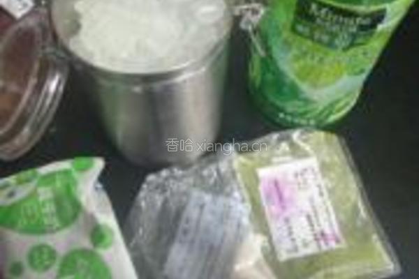 抹茶轻芦荟果冻的做法图解1