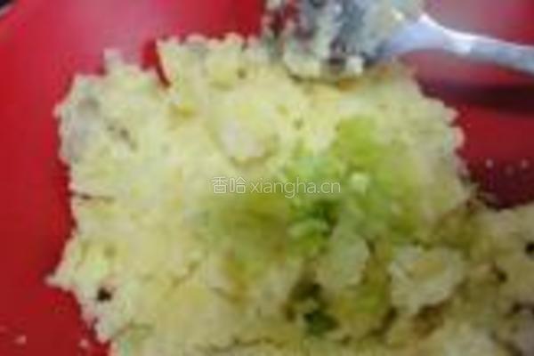 香椿土豆泥的做法图解5