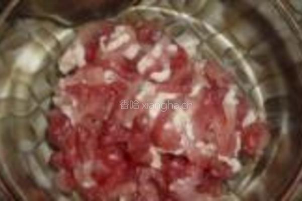 香菇冬笋肉丝炒面的做法图解1