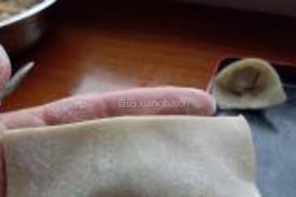 鲜肉荠菜大馄饨的做法图解3