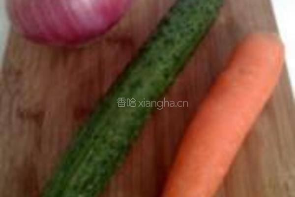 至尊黄金蛋炒饭的做法图解1