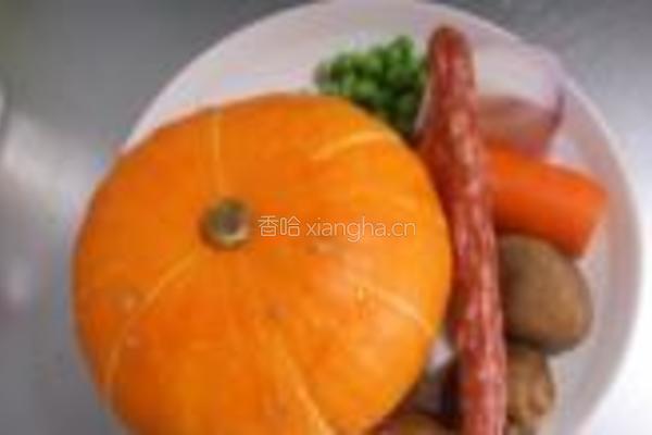 南瓜香肠焖饭的做法图解1