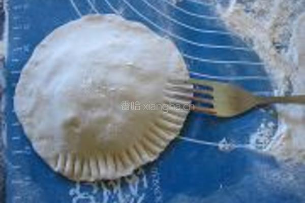 荠菜猪肉合子的做法图解6