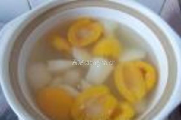 川贝雪梨枇杷糖水的做法图解5