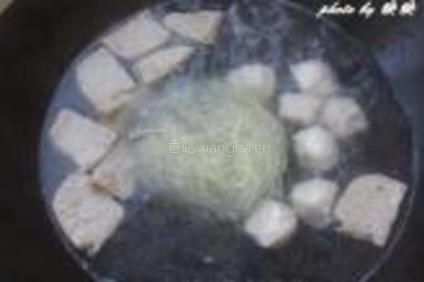 韭菜肉丸煮米粉的做法图解5