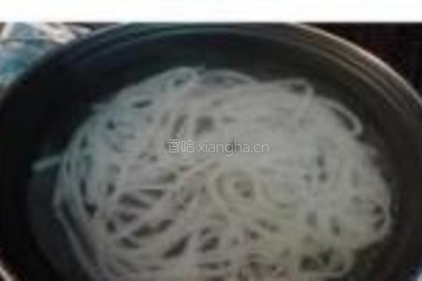 鸡胗炒河粉的做法图解5