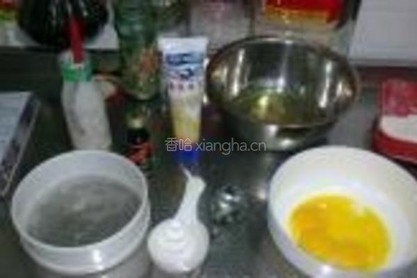 酸奶蛋糕的做法图解1