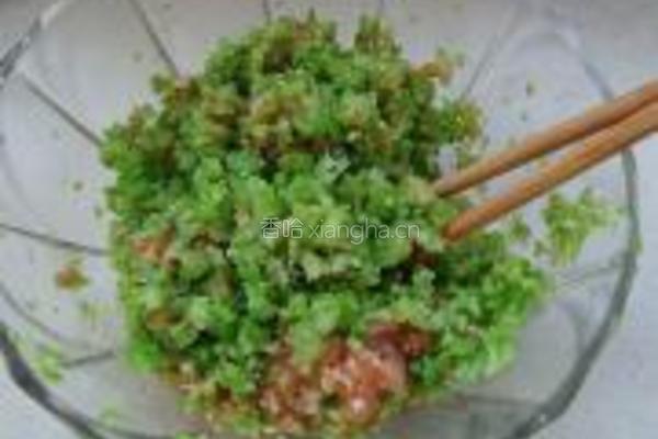 猪肉豆角水饺的做法图解7