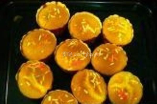 鲜奶小纸杯蛋糕的做法图解9
