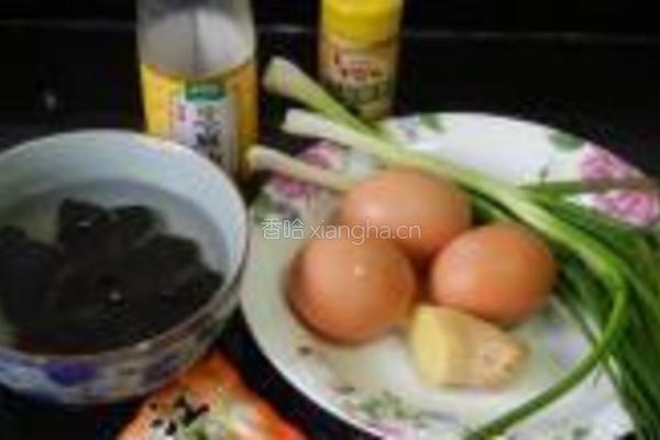 蛋皮荠菜大馄饨的做法图解2