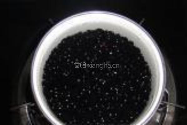 黑豆蜜枣香粽的做法图解6