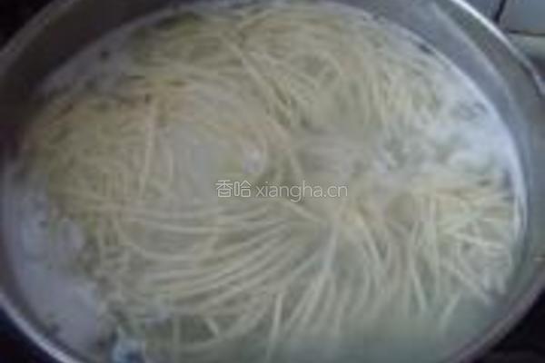 东北鸡蛋酱面的做法图解10