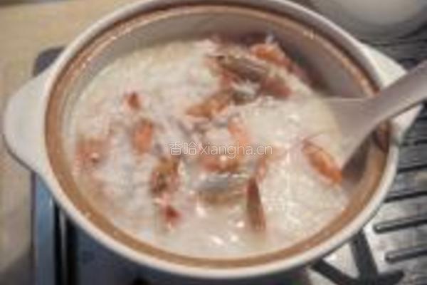 砂锅金虾粥的做法图解4