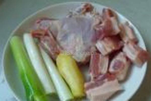 羊肉大葱饺子的做法图解1
