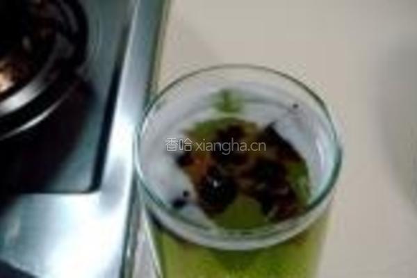 血菊苦瓜饮的做法图解8