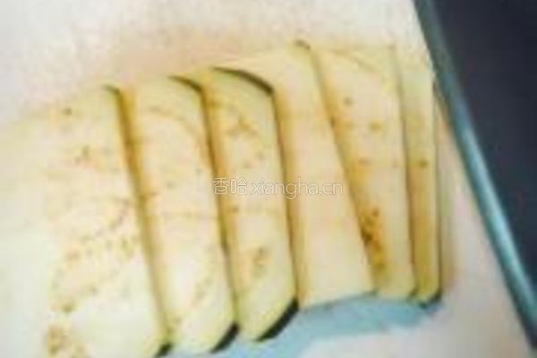 意式乳酪焗茄饼的做法图解6