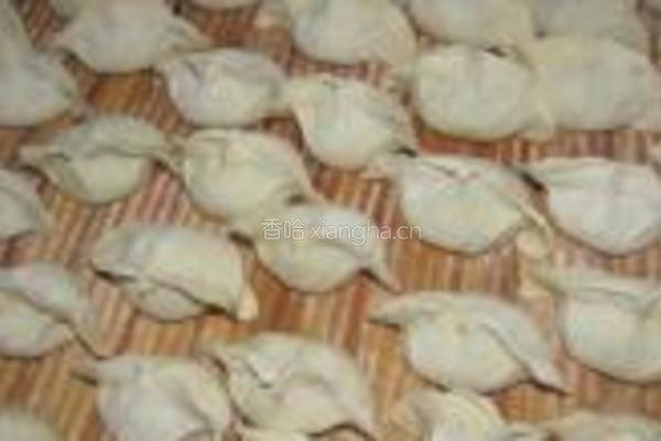 荠菜素饺子的做法图解7