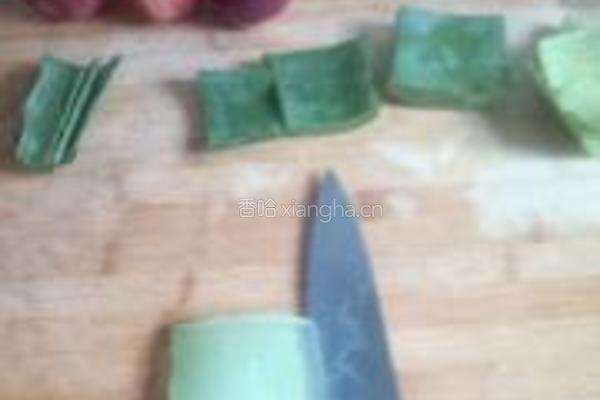 蜜桃冰沙芦荟冻的做法图解3