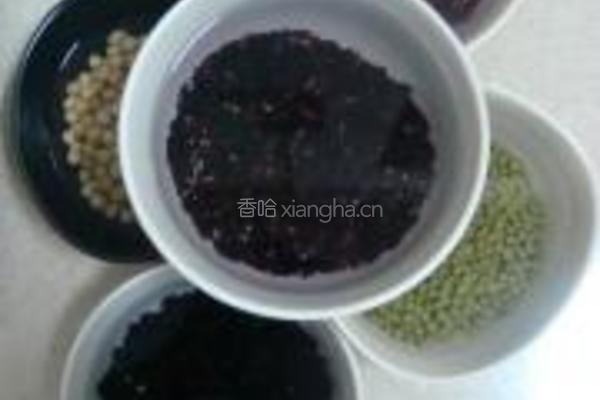 五色养颜粥的做法图解2