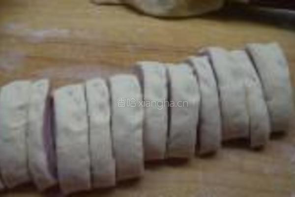 梦幻紫薯馒头的做法图解7