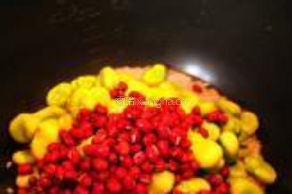 五花肉蚕豆煲饭的做法图解7