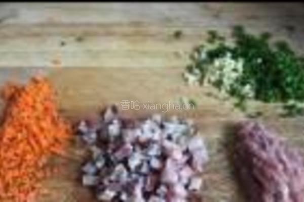 腊肉香葱烧卖的做法图解3