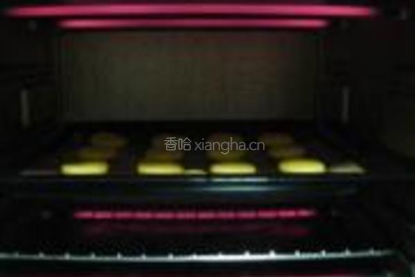 香草蛋黄小酥饼的做法图解8