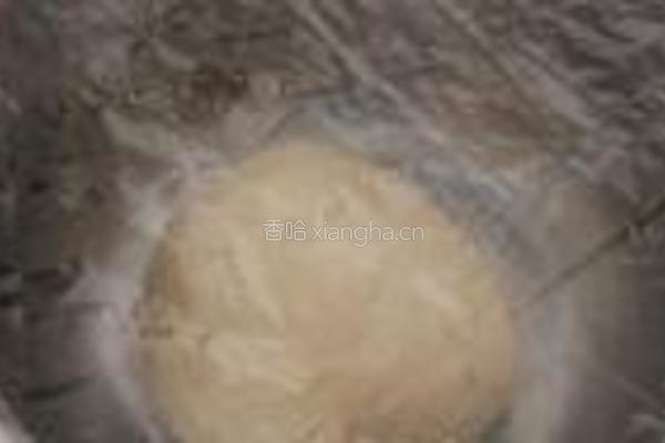 缤纷卷边披萨的做法图解4